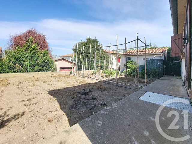 maison à vendre - 4 pièces - 85.7 m2 - MAUREILLAS LAS ILLAS - 66 - LANGUEDOC-ROUSSILLON - Century 21 Agence Des Cerisiers
