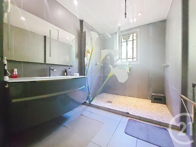 maison à vendre - 5 pièces - 131.75 m2 - ARLES SUR TECH - 66 - LANGUEDOC-ROUSSILLON - Century 21 Agence Des Cerisiers