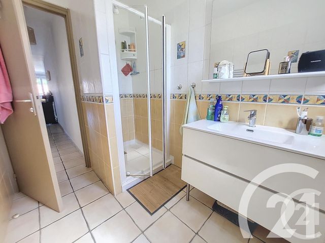 Appartement F3 à vendre - 3 pièces - 76.0 m2 - LE BOULOU - 66 - LANGUEDOC-ROUSSILLON - Century 21 Agence Des Cerisiers