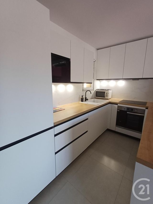 Appartement F3 à vendre - 3 pièces - 53.9 m2 - AMELIE LES BAINS PALALDA - 66 - LANGUEDOC-ROUSSILLON - Century 21 Agence Des Cerisiers