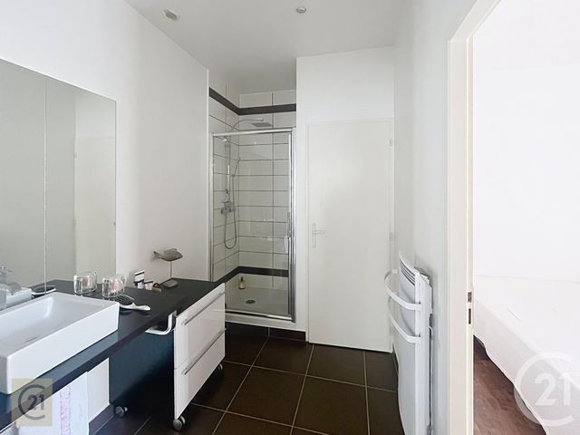 Appartement F2 à vendre - 2 pièces - 59.75 m2 - AMELIE LES BAINS PALALDA - 66 - LANGUEDOC-ROUSSILLON - Century 21 Agence Des Cerisiers