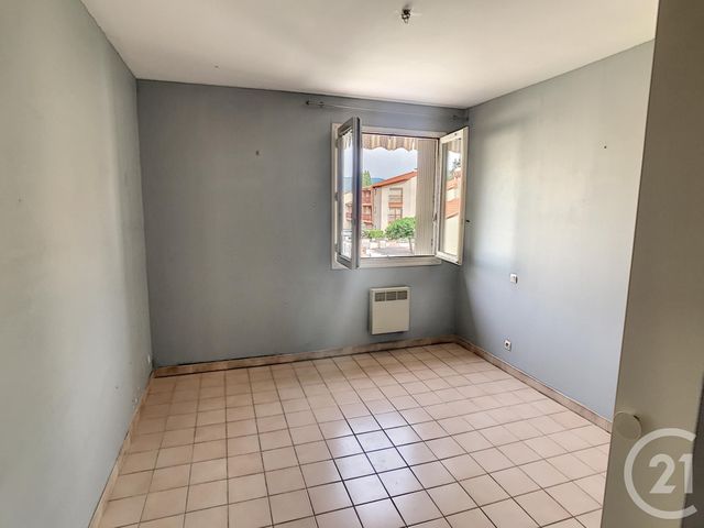 Afficher la photo en grand Appartement F3 à vendre - 3 pièces - 67.98 m2 - CERET - 66 - LANGUEDOC-ROUSSILLON - Century 21 Agence Des Cerisiers