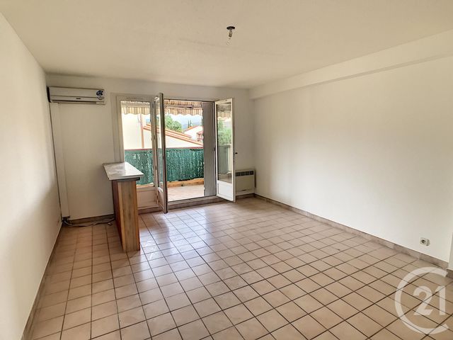 Afficher la photo en grand Appartement F3 à vendre - 3 pièces - 67.98 m2 - CERET - 66 - LANGUEDOC-ROUSSILLON - Century 21 Agence Des Cerisiers