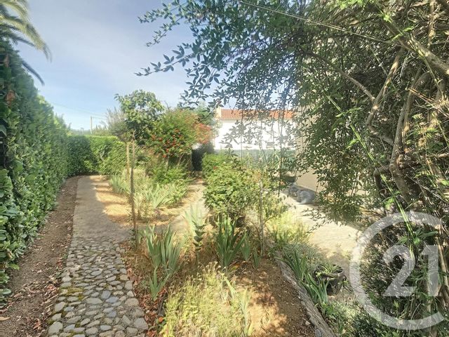 Afficher la photo en grand maison à vendre - 4 pièces - 86.6 m2 - CERET - 66 - LANGUEDOC-ROUSSILLON - Century 21 Agence Des Cerisiers