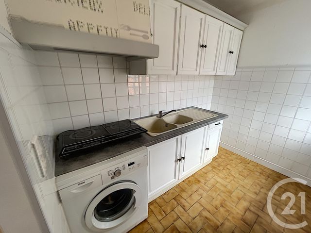 Afficher la photo en grand Appartement F2 à louer - 2 pièces - 42.1 m2 - ARLES SUR TECH - 66 - LANGUEDOC-ROUSSILLON - Century 21 Agence Des Cerisiers