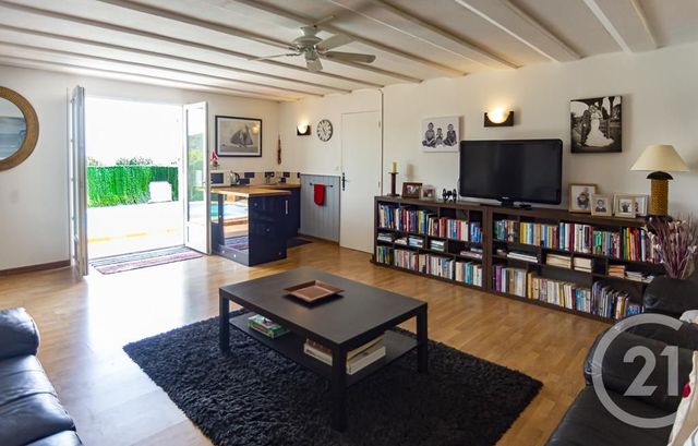maison à vendre - 5 pièces - 160.49 m2 - CERET - 66 - LANGUEDOC-ROUSSILLON - Century 21 Agence Des Cerisiers maison à vendre - 5 pièces - 160.49 m2 - CERET - 66 - LANGUEDOC-ROUSSILLON - Century 21 Agence Des Cerisiers