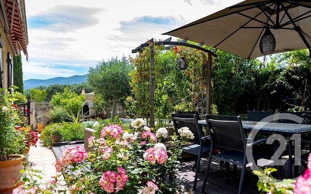 maison à vendre - 5 pièces - 160.49 m2 - CERET - 66 - LANGUEDOC-ROUSSILLON - Century 21 Agence Des Cerisiers maison à vendre - 5 pièces - 160.49 m2 - CERET - 66 - LANGUEDOC-ROUSSILLON - Century 21 Agence Des Cerisiers