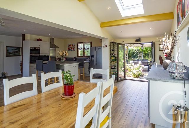 maison à vendre - 5 pièces - 160.49 m2 - CERET - 66 - LANGUEDOC-ROUSSILLON - Century 21 Agence Des Cerisiers maison à vendre - 5 pièces - 160.49 m2 - CERET - 66 - LANGUEDOC-ROUSSILLON - Century 21 Agence Des Cerisiers