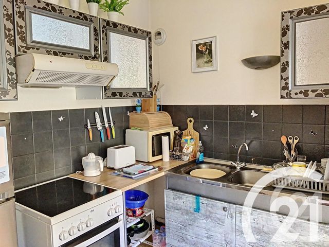 Afficher la photo en grand Appartement F2 à vendre - 2 pièces - 36.5 m2 - AMELIE LES BAINS PALALDA - 66 - LANGUEDOC-ROUSSILLON - Century 21 Agence Des Cerisiers