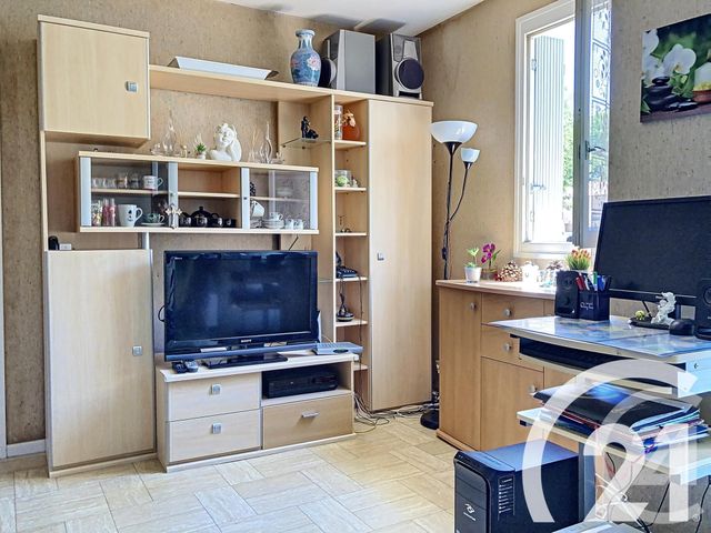 Afficher la photo en grand Appartement F2 à vendre - 2 pièces - 36.5 m2 - AMELIE LES BAINS PALALDA - 66 - LANGUEDOC-ROUSSILLON - Century 21 Agence Des Cerisiers