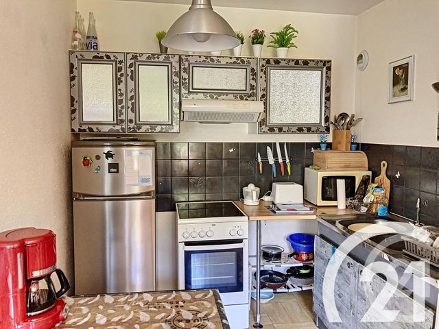 Afficher la photo en grand Appartement F2 à vendre - 2 pièces - 36.5 m2 - AMELIE LES BAINS PALALDA - 66 - LANGUEDOC-ROUSSILLON - Century 21 Agence Des Cerisiers