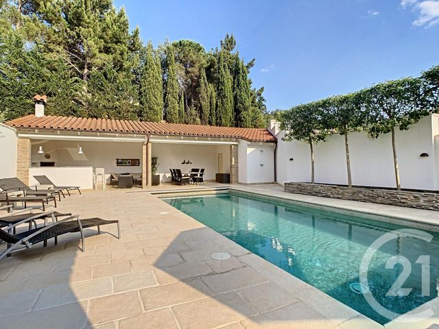 Afficher la photo en grand maison à vendre - 7 pièces - 226.0 m2 - CERET - 66 - LANGUEDOC-ROUSSILLON - Century 21 Agence Des Cerisiers