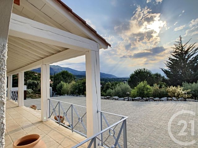 Afficher la photo en grand maison à vendre - 7 pièces - 226.0 m2 - CERET - 66 - LANGUEDOC-ROUSSILLON - Century 21 Agence Des Cerisiers
