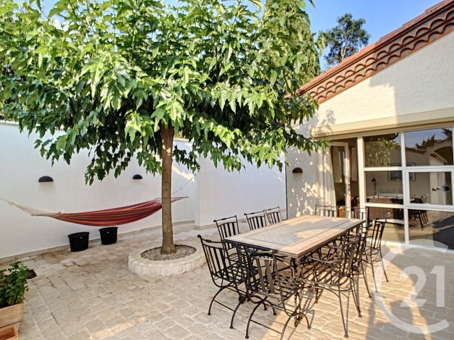Afficher la photo en grand maison à vendre - 7 pièces - 226.0 m2 - CERET - 66 - LANGUEDOC-ROUSSILLON - Century 21 Agence Des Cerisiers