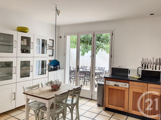Afficher la photo en grand maison à vendre - 7 pièces - 226.0 m2 - CERET - 66 - LANGUEDOC-ROUSSILLON - Century 21 Agence Des Cerisiers