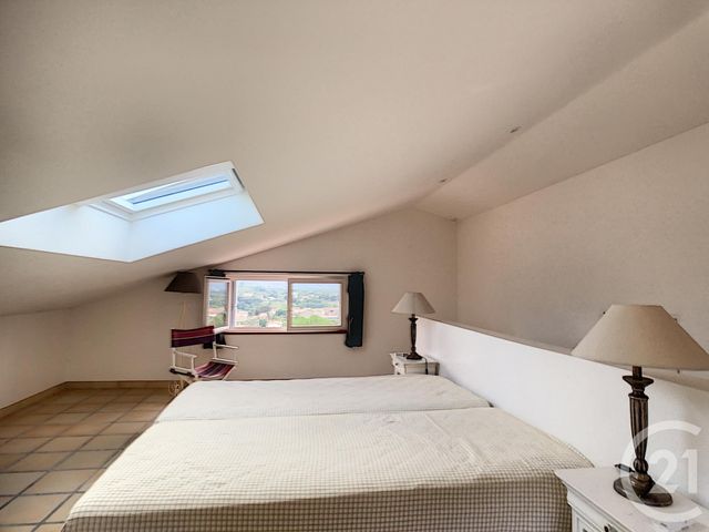 Afficher la photo en grand maison à vendre - 7 pièces - 226.0 m2 - CERET - 66 - LANGUEDOC-ROUSSILLON - Century 21 Agence Des Cerisiers