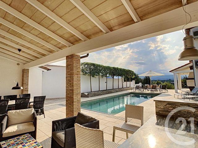Afficher la photo en grand maison à vendre - 7 pièces - 226.0 m2 - CERET - 66 - LANGUEDOC-ROUSSILLON - Century 21 Agence Des Cerisiers
