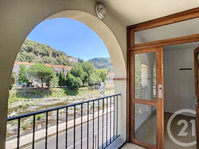 Afficher la photo en grand Appartement F3 à vendre - 3 pièces - 59.7 m2 - AMELIE LES BAINS PALALDA - 66 - LANGUEDOC-ROUSSILLON - Century 21 Agence Des Cerisiers