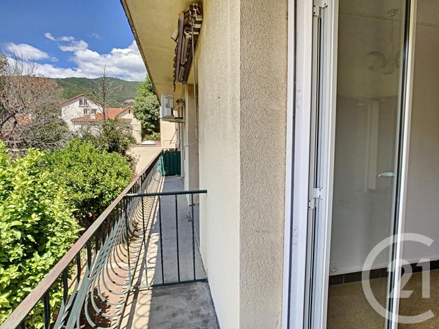 Afficher la photo en grand Appartement F3 à vendre - 3 pièces - 59.7 m2 - AMELIE LES BAINS PALALDA - 66 - LANGUEDOC-ROUSSILLON - Century 21 Agence Des Cerisiers