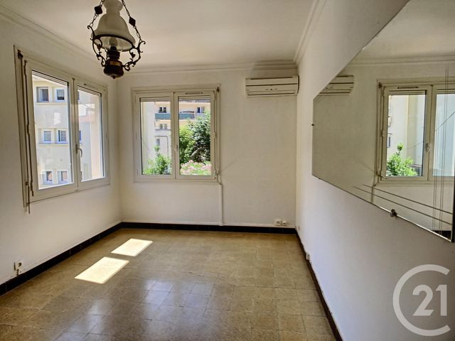 Afficher la photo en grand Appartement F3 à vendre - 3 pièces - 59.7 m2 - AMELIE LES BAINS PALALDA - 66 - LANGUEDOC-ROUSSILLON - Century 21 Agence Des Cerisiers