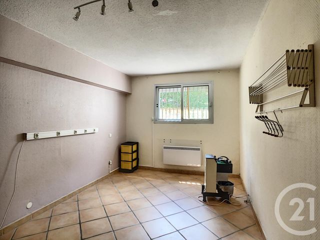 Afficher la photo en grand Appartement F3 à vendre - 3 pièces - 96.2 m2 - AMELIE LES BAINS PALALDA - 66 - LANGUEDOC-ROUSSILLON - Century 21 Agence Des Cerisiers