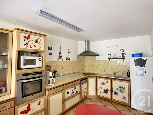 Afficher la photo en grand Appartement F3 à vendre - 3 pièces - 96.2 m2 - AMELIE LES BAINS PALALDA - 66 - LANGUEDOC-ROUSSILLON - Century 21 Agence Des Cerisiers