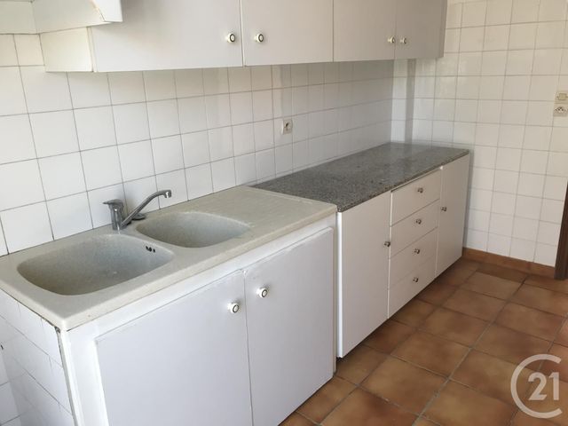Afficher la photo en grand Appartement F3 à louer - 3 pièces - 58.44 m2 - CERET - 66 - LANGUEDOC-ROUSSILLON - Century 21 Agence Des Cerisiers