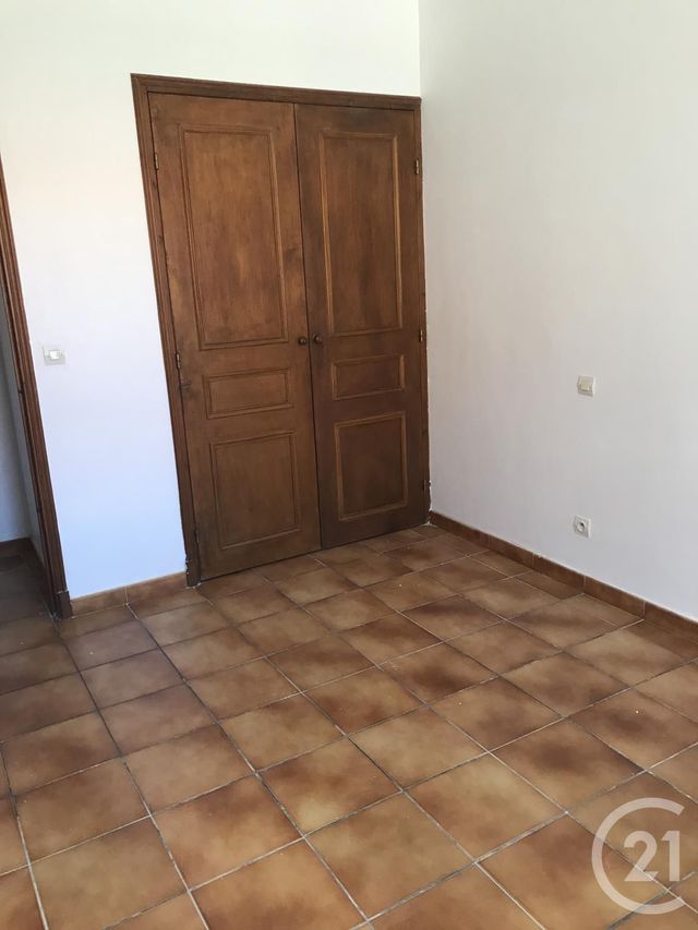 Afficher la photo en grand Appartement F3 à louer - 3 pièces - 58.44 m2 - CERET - 66 - LANGUEDOC-ROUSSILLON - Century 21 Agence Des Cerisiers