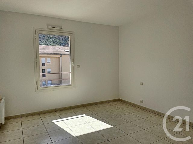 Appartement F4 à vendre - 3 pièces - 114.01 m2 - CERET - 66 - LANGUEDOC-ROUSSILLON - Century 21 Agence Des Cerisiers
