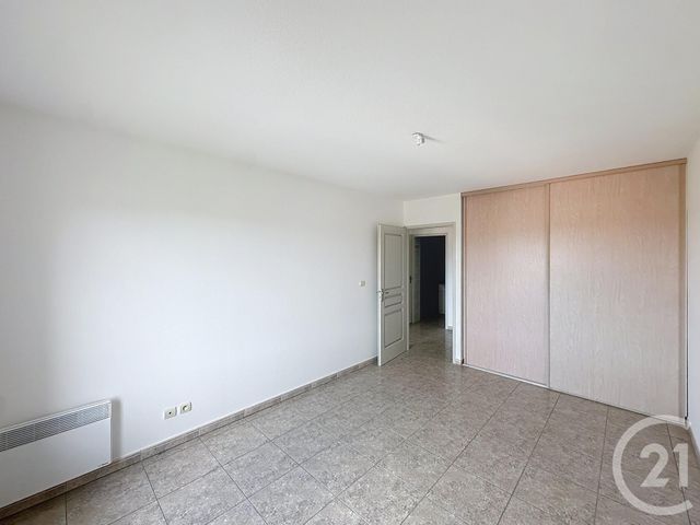 Appartement F3 à vendre - 3 pièces - 120.36 m2 - CERET - 66 - LANGUEDOC-ROUSSILLON - Century 21 Agence Des Cerisiers
