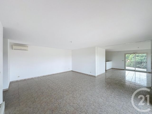 Appartement F3 à vendre - 3 pièces - 120.36 m2 - CERET - 66 - LANGUEDOC-ROUSSILLON - Century 21 Agence Des Cerisiers