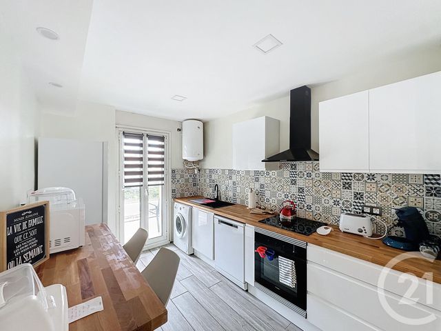 Appartement F4 à vendre - 4 pièces - 82.3 m2 - AMELIE LES BAINS PALALDA - 66 - LANGUEDOC-ROUSSILLON - Century 21 Agence Des Cerisiers