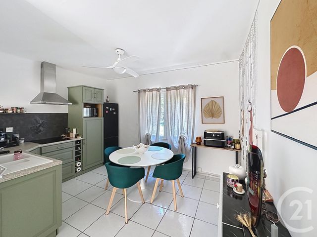 Appartement T2 à vendre - 2 pièces - 48.45 m2 - CERET - 66 - LANGUEDOC-ROUSSILLON - Century 21 Agence Des Cerisiers