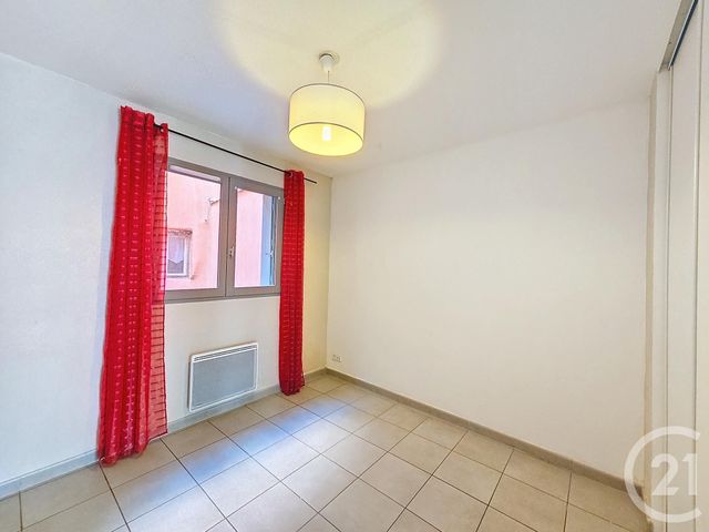 Appartement T3 à vendre - 3 pièces - 72.36 m2 - CERET - 66 - LANGUEDOC-ROUSSILLON - Century 21 Agence Des Cerisiers