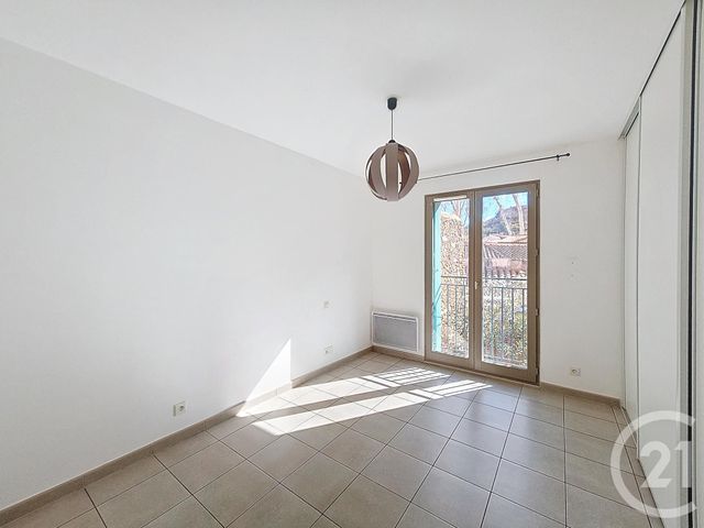 Appartement T3 à vendre - 3 pièces - 72.36 m2 - CERET - 66 - LANGUEDOC-ROUSSILLON - Century 21 Agence Des Cerisiers