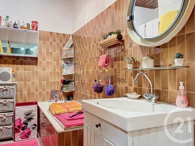 Appartement F6 à vendre - 6 pièces - 146.8 m2 - ARLES SUR TECH - 66 - LANGUEDOC-ROUSSILLON - Century 21 Agence Des Cerisiers