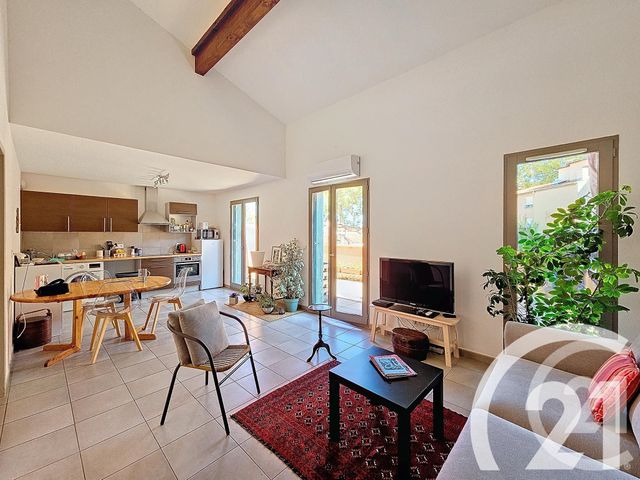 Afficher la photo en grand Appartement F3 à vendre - 3 pièces - 74.0 m2 - CERET - 66 - LANGUEDOC-ROUSSILLON - Century 21 Agence Des Cerisiers