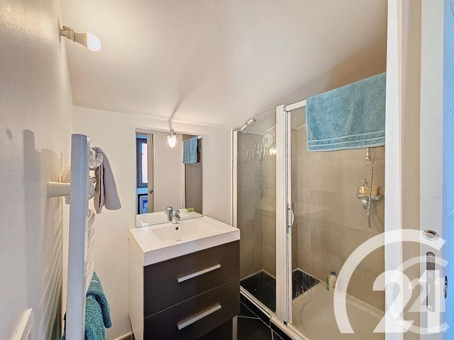 Afficher la photo en grand Appartement F3 à vendre - 3 pièces - 74.0 m2 - CERET - 66 - LANGUEDOC-ROUSSILLON - Century 21 Agence Des Cerisiers