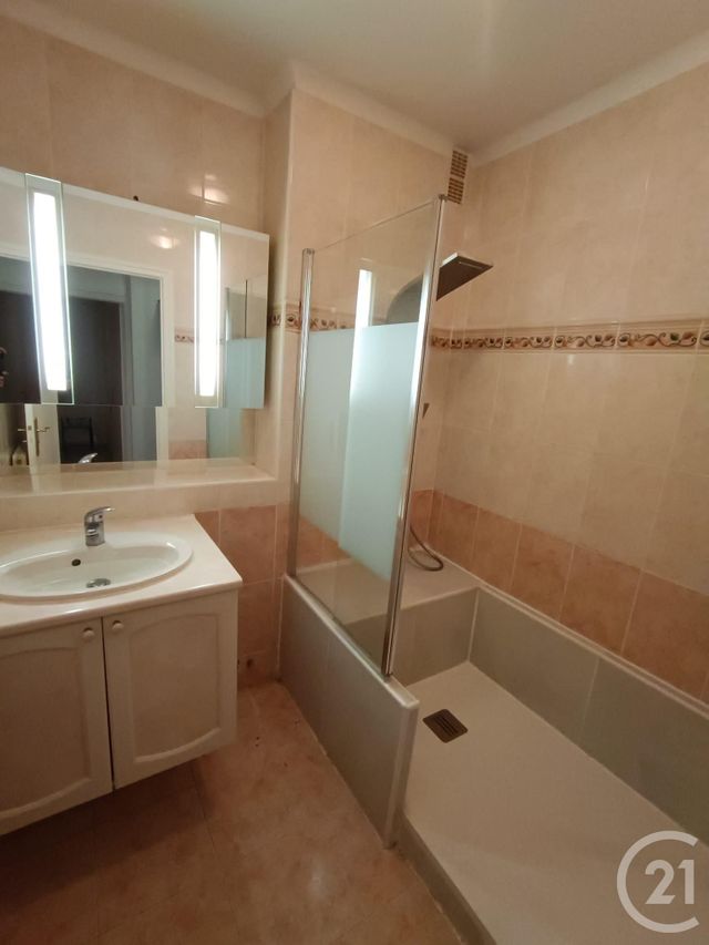 Appartement F3 à vendre - 3 pièces - 60.24 m2 - AMELIE LES BAINS PALALDA - 66 - LANGUEDOC-ROUSSILLON - Century 21 Agence Des Cerisiers