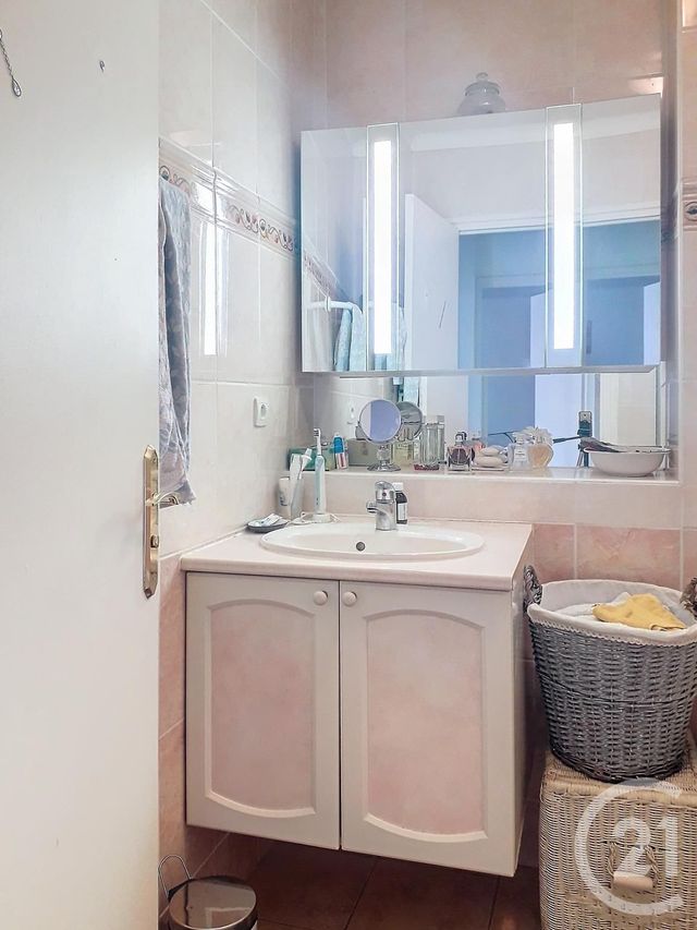 Appartement F3 à vendre - 3 pièces - 60.24 m2 - AMELIE LES BAINS PALALDA - 66 - LANGUEDOC-ROUSSILLON - Century 21 Agence Des Cerisiers