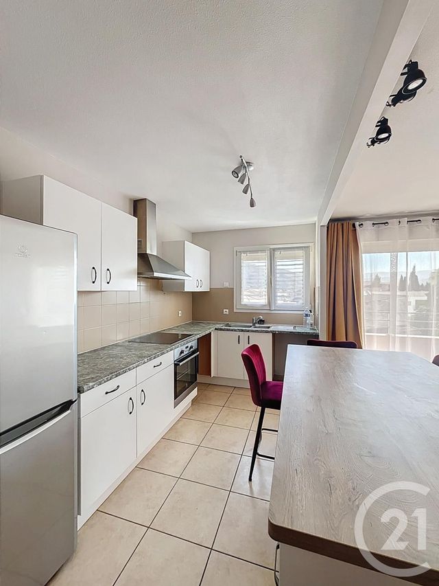 Appartement F3 à louer - 3 pièces - 76.68 m2 - LE BOULOU - 66 - LANGUEDOC-ROUSSILLON - Century 21 Agence Des Cerisiers